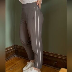 Simply Vera Vera Wang Cropped Olive Pants with White Stripe